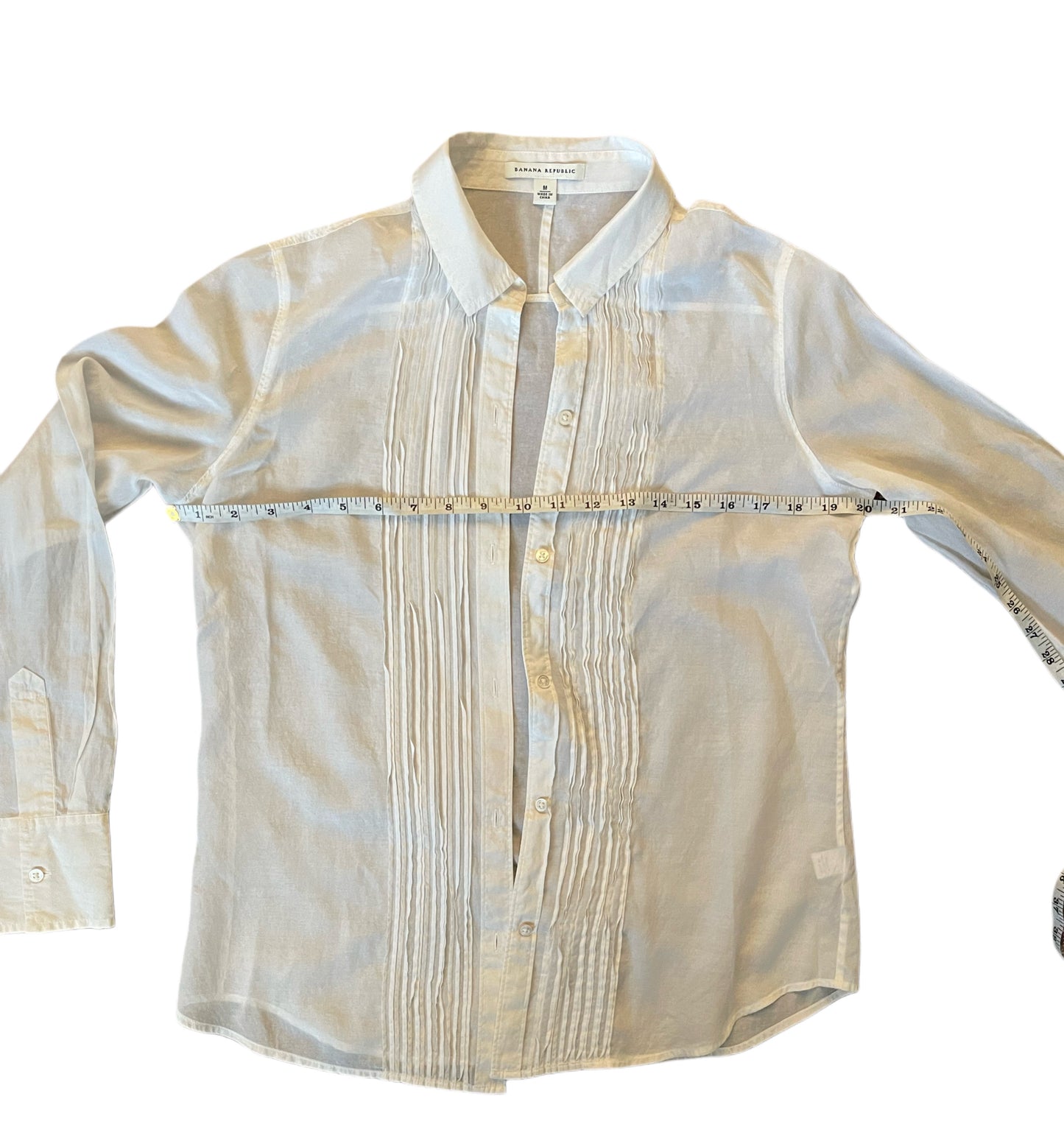 Vintage Banana Republic Tuxedo Pleat Button-Up Shirt – Size M