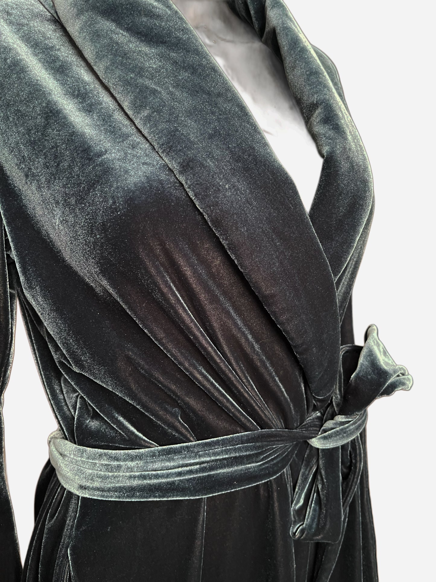 Vintage Diamond Tea Blue Velvet Robe | Plush Full-Length Lounge Gown | Glam Hollywood Style